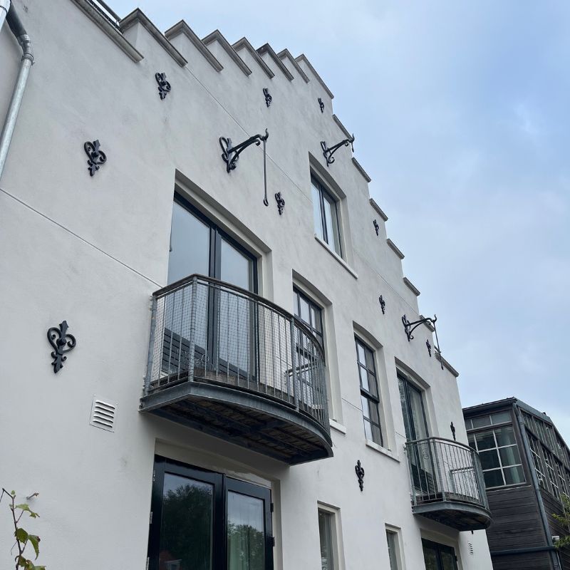decoratief_stucwerk_buitenmuur.jpg
