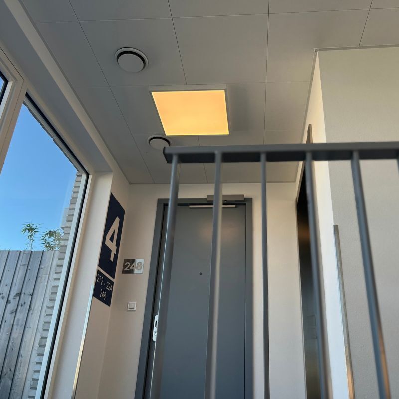 schilderwerk_entree_appartement.jpg schilderwerk_entree_appartement.jpg